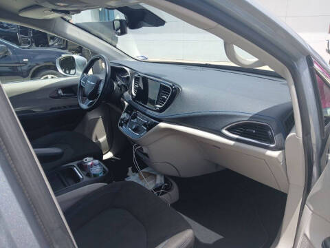 2021 Chrysler Pacifica Touring