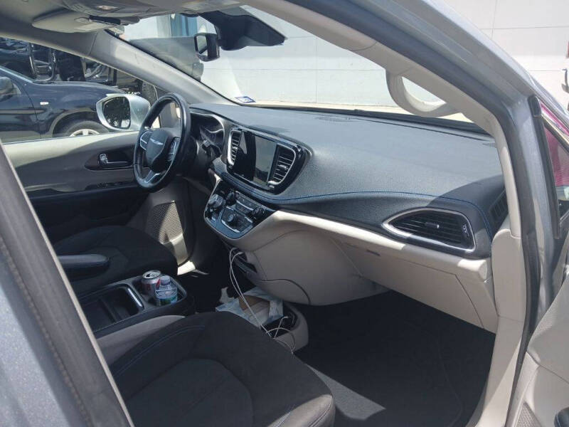 2021 Chrysler Pacifica Touring