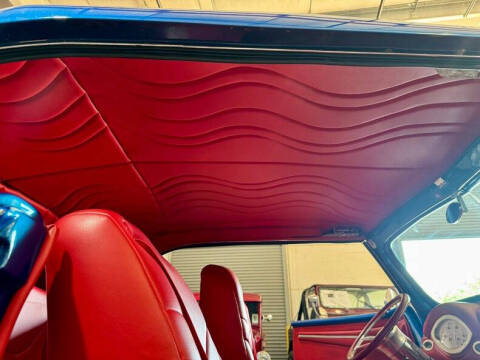 1948 Ford Super Deluxe