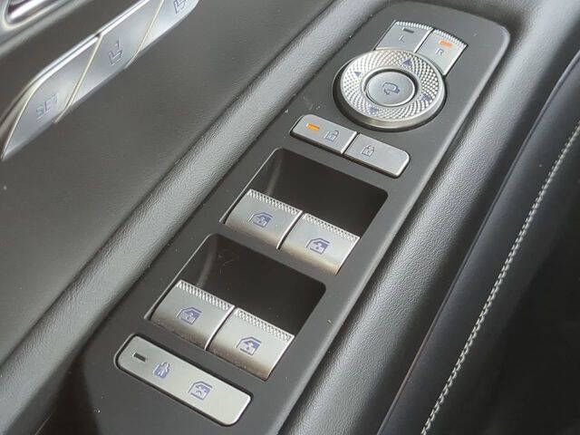 2025 Genesis GV80 2.5T Standard