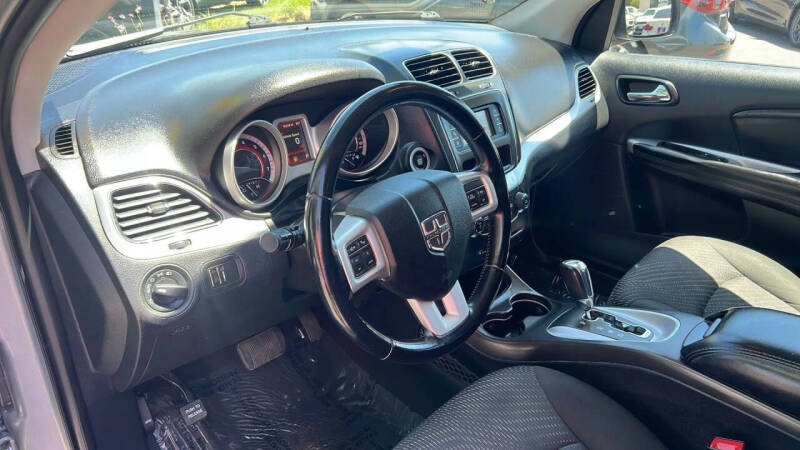 2020 Dodge Journey SE Value