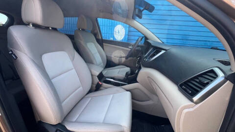 2017 Hyundai Tucson SE Plus