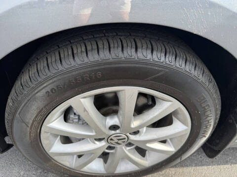 2015 Volkswagen Jetta