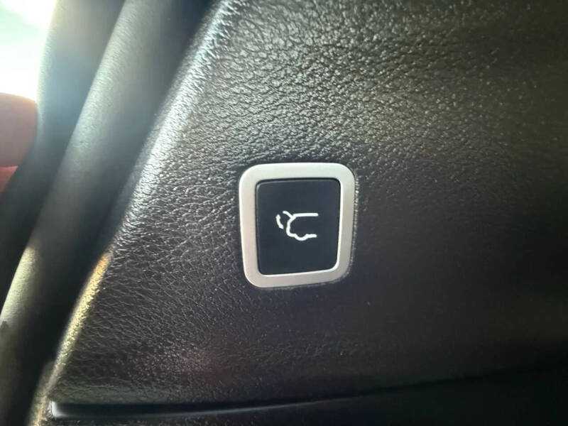 2018 Chrysler Pacifica Hybrid Limited