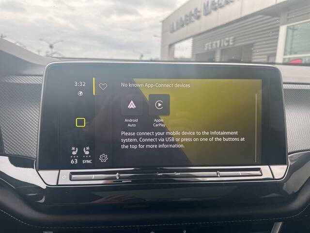 2024 Volkswagen Atlas Cross Sport SEL Premium R-Line 4Motion