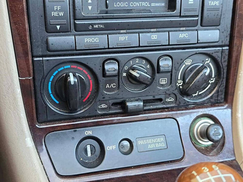 2000 Mazda MX-5 Miata