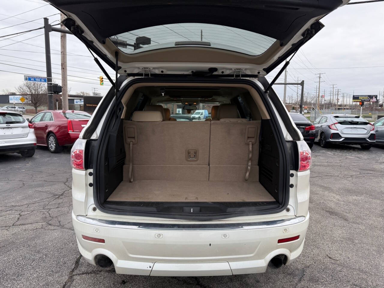 2012 GMC Acadia for sale at AVS AUTO GROUP LLC in CLEVELAND, OH