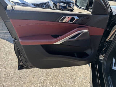 2022 BMW X6 xDrive40i