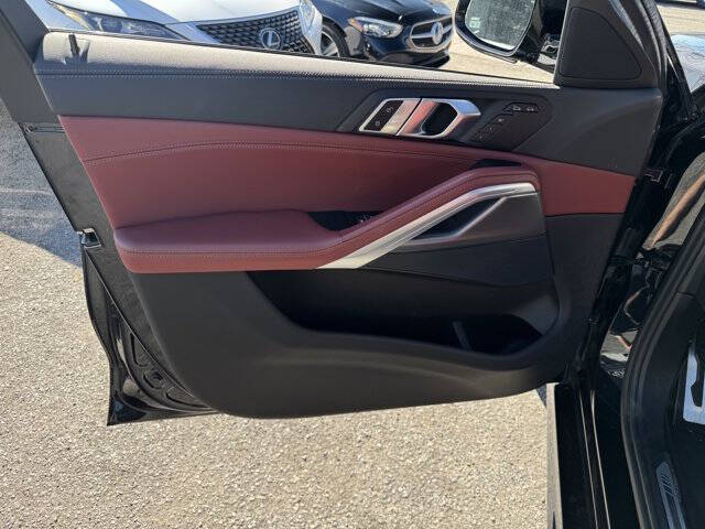 2022 BMW X6 xDrive40i