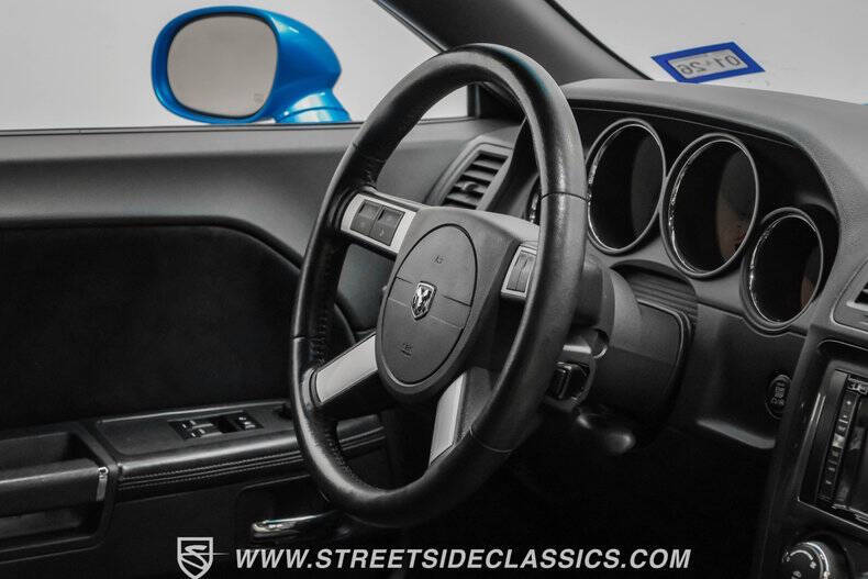 2009 Dodge Challenger SRT8