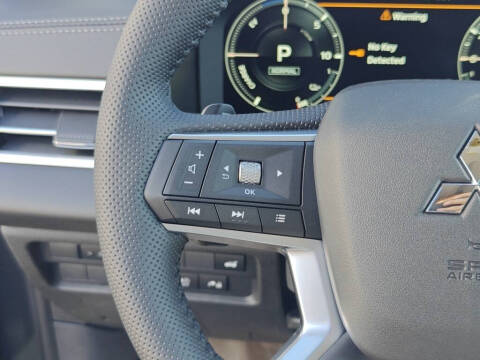 2025 Mitsubishi Outlander PHEV SE