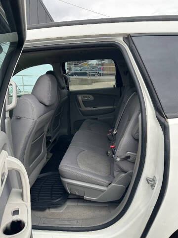 2012 Chevrolet Traverse LS