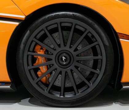 2020 McLaren 620R