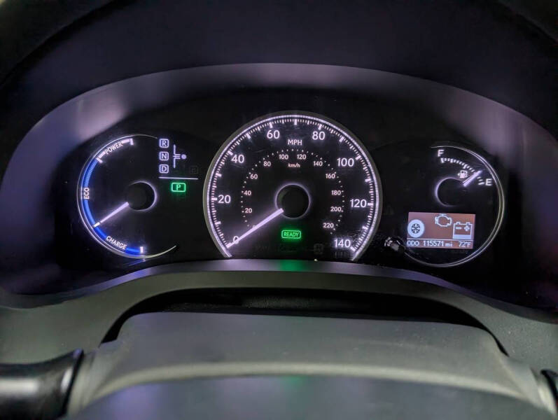2011 Lexus CT 200h