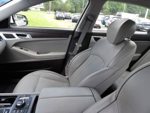 2017 Genesis G80
