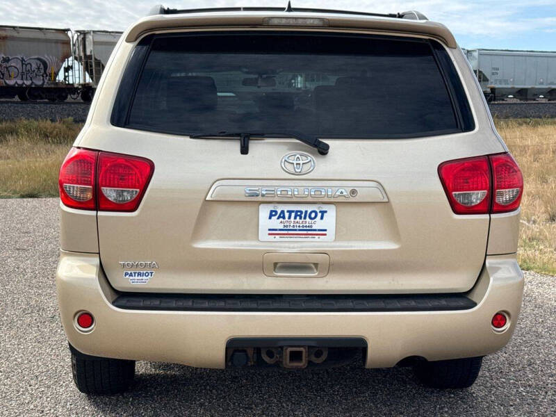 2010 Toyota Sequoia SR5