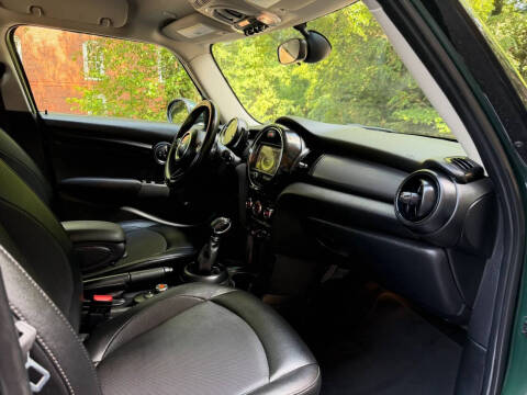 2018 MINI Hardtop 4 Door Cooper