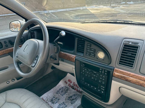2000 Lincoln Continental