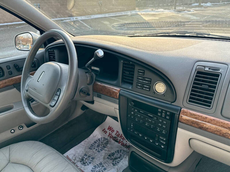 2000 Lincoln Continental