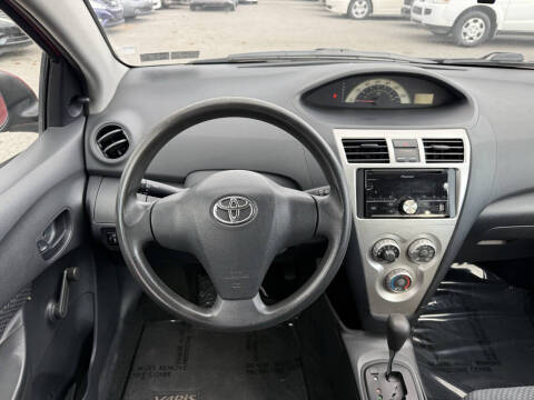 2008 Toyota Yaris