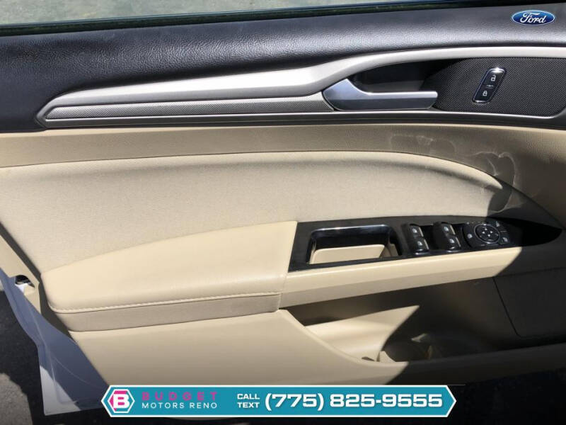2016 Ford Fusion SE