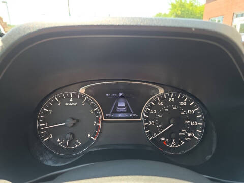 2019 Nissan Pathfinder SV