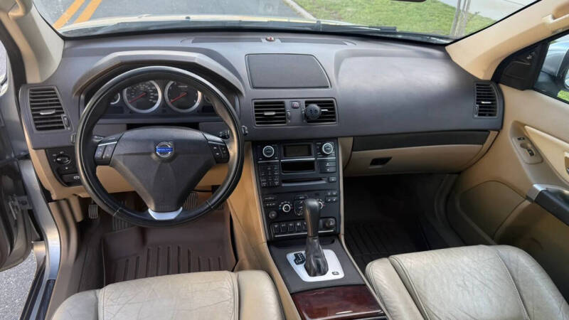 2013 Volvo XC90 3.2 Platinum