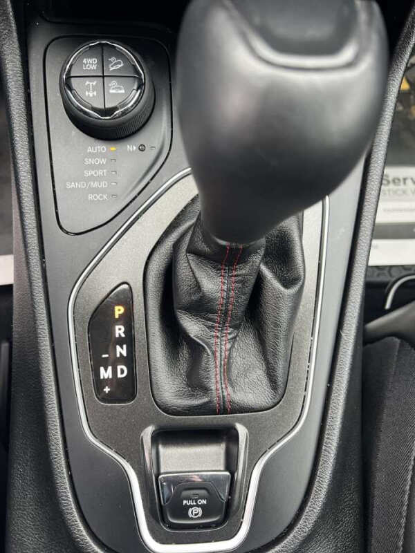 2021 Jeep Cherokee Trailhawk