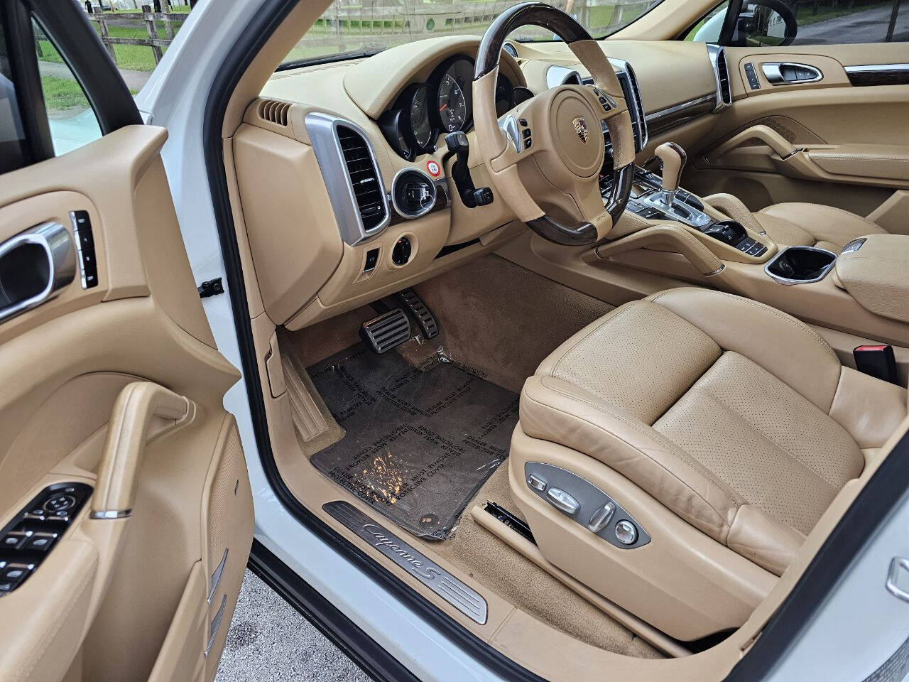 2012 PORSCHE Cayenne SUV / Crossover - $16,123