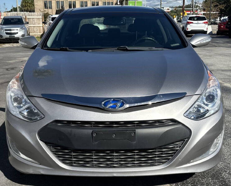 2014 Hyundai Sonata Hybrid Limited photo 8