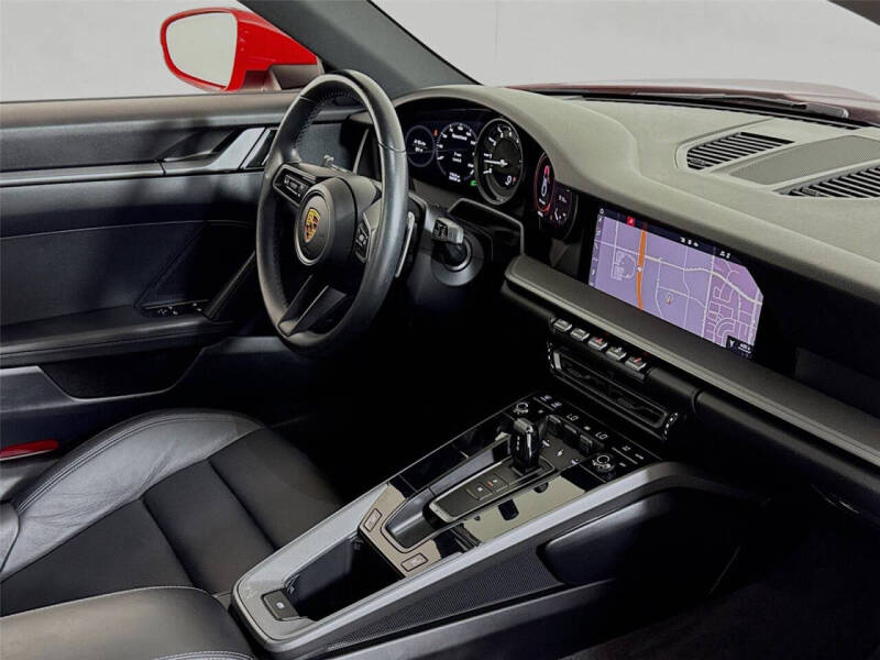 2021 Porsche 911 Carrera