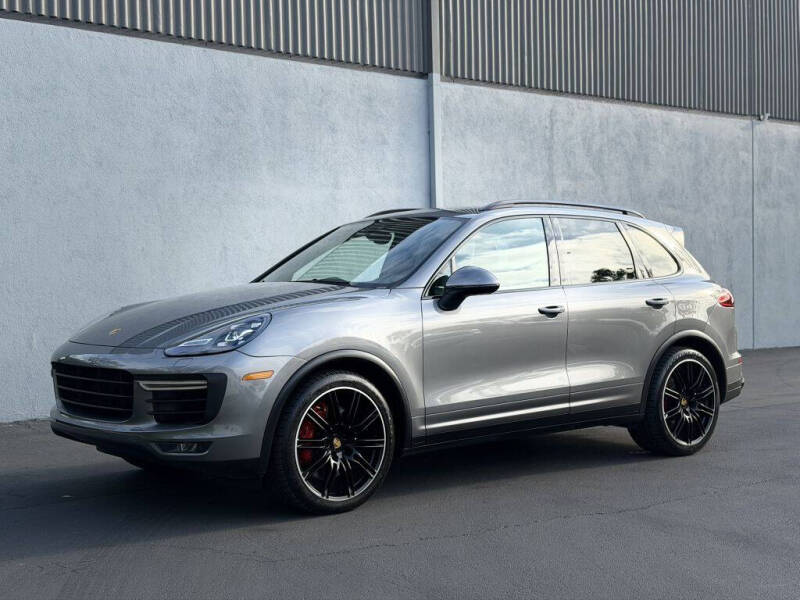 2017 Porsche Cayenne Turbo