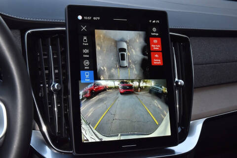 2025 Volvo XC90 B6 Plus Bright Theme 7P