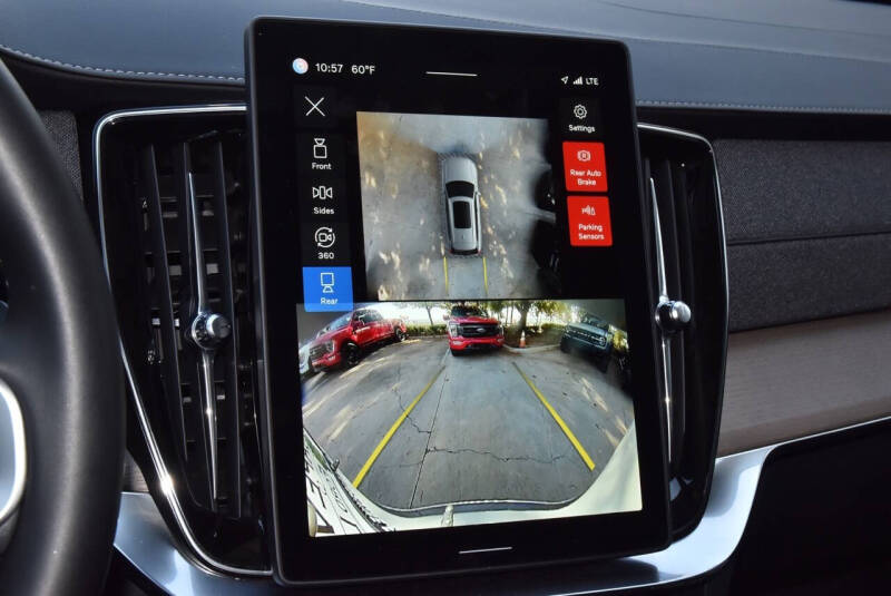 2025 Volvo XC90 B6 Plus Bright Theme 7P