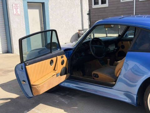 1990 Porsche 911 Carrera 2