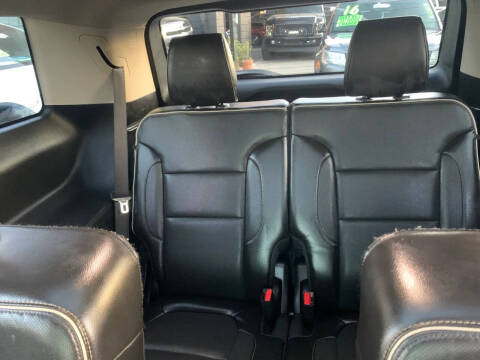 2017 GMC Acadia Denali