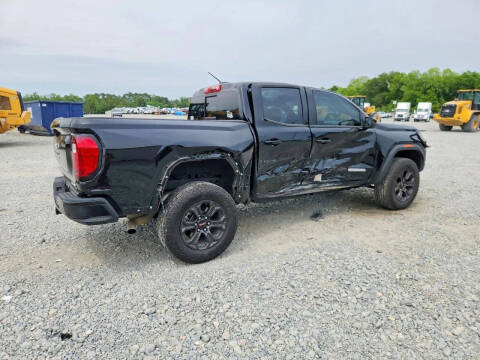 2024 GMC Canyon Elevation