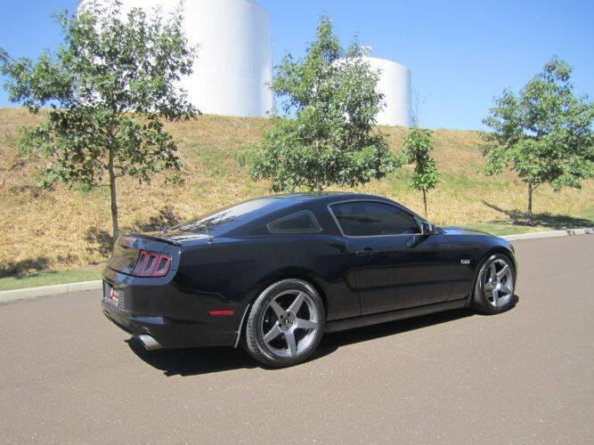 2013 Ford Mustang GT Premium