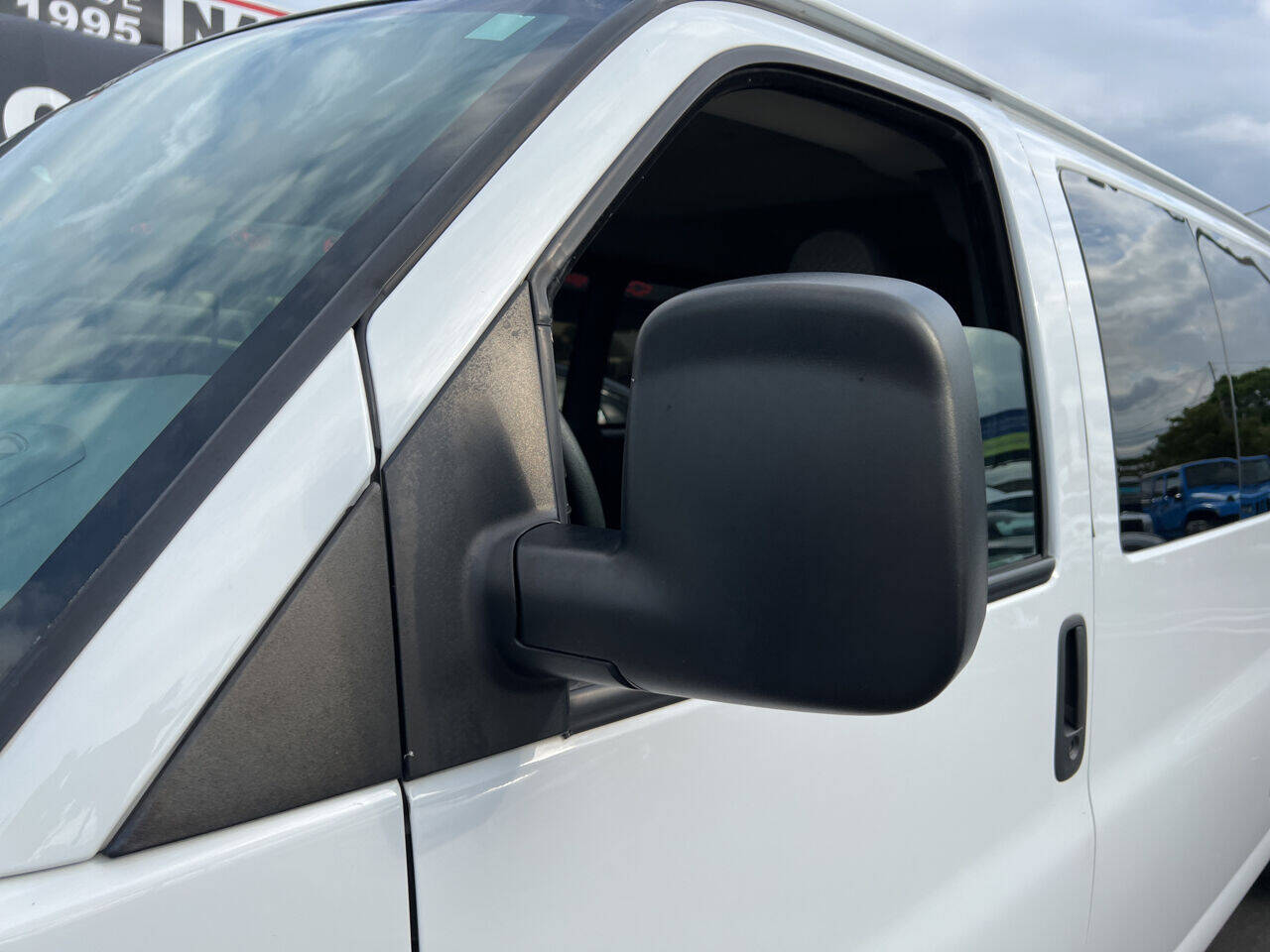 2019 Chevrolet Express  - $24,900