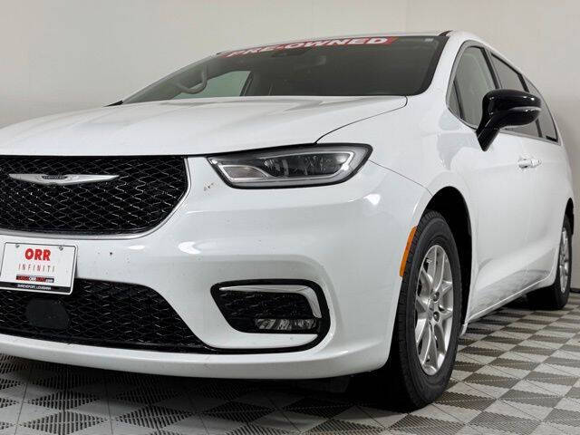 2024 Chrysler Pacifica Touring L - Photo 8