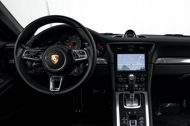 2017 Porsche 911 Carrera S