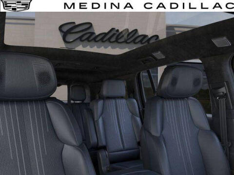 2025 Cadillac Escalade IQ Luxury 2