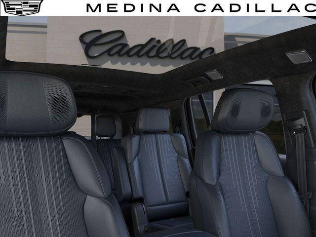 2025 Cadillac Escalade IQ Luxury 2