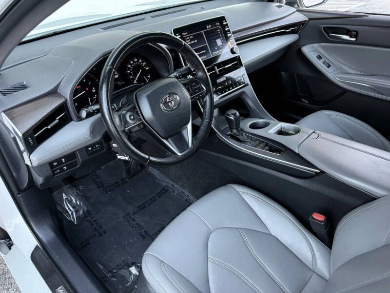 2021 Toyota Avalon XLE