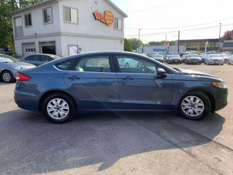 2019 Ford Fusion S