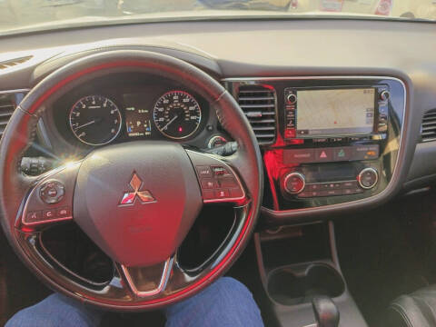 2016 Mitsubishi Outlander SEL