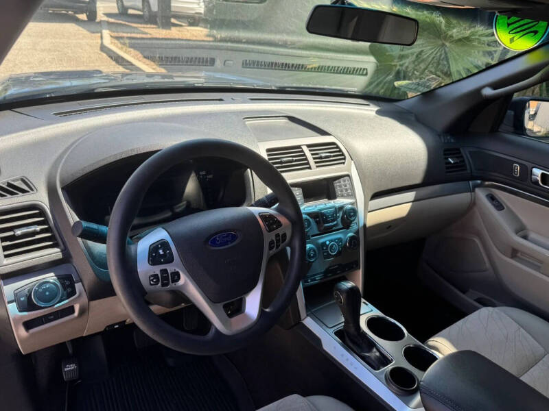 2012 Ford Explorer