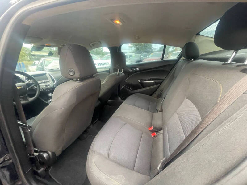 2017 Chevrolet Cruze LS Auto