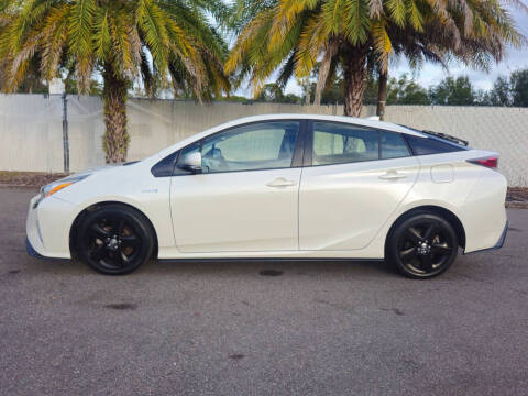 2017 Toyota Prius Four Touring