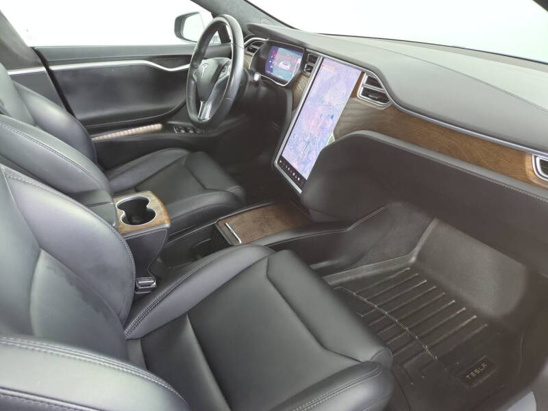 2017 Tesla Model S 75D